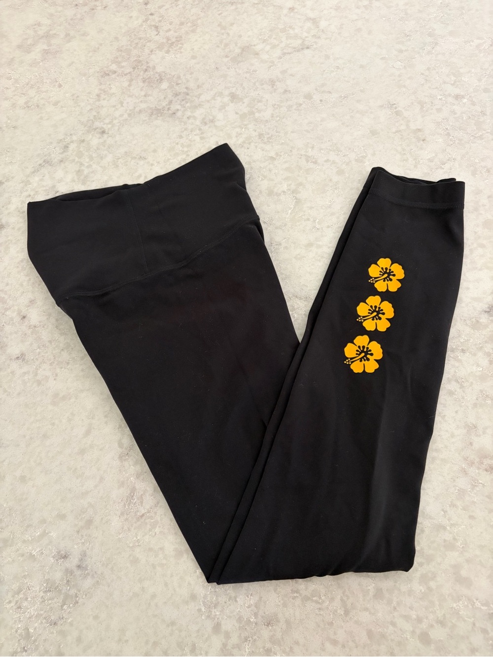 Lululemon Hawaii Hibiscus Flower Align Leggings - Black / Size 2 Rare